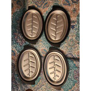 Nordic Ware Vintage Bakelite Platter & Holder Set